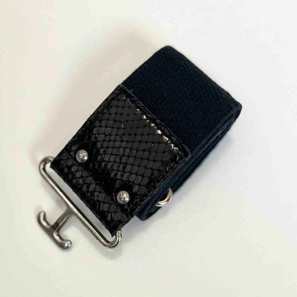 Black Elastic Stretch Belt w/ Metal Clasp and Snack Skin Accents (size S)